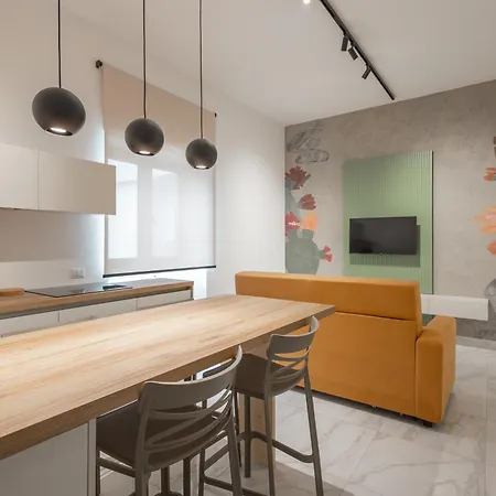 Apartament Prisco *